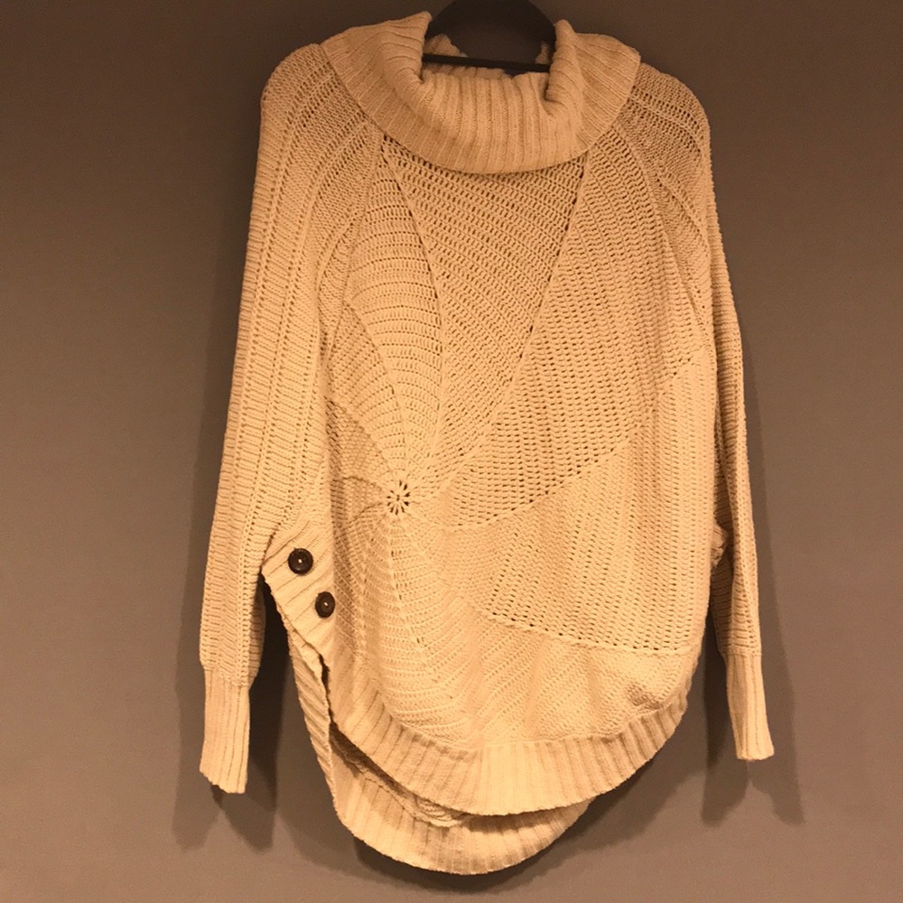 Angel of the North turtleneck